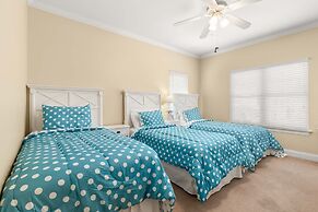 82 Van Horne Ave Unit B