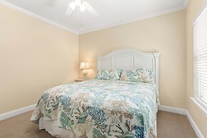 82 Van Horne Ave Unit B