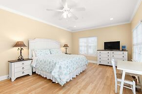 82 Van Horne Ave Unit B