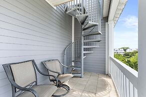 82 Van Horne Ave Unit B