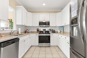 82 Van Horne Ave Unit B