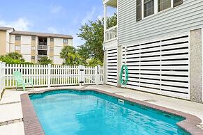 82 Van Horne Ave Unit B