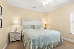 82 Van Horne Ave Unit B