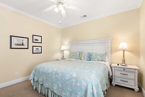 82 Van Horne Ave Unit B