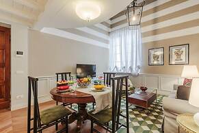 Casa Edgar in Lucca With 2 Bedrooms and 2 Bathrooms