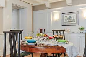 Casa Edgar in Lucca With 2 Bedrooms and 2 Bathrooms