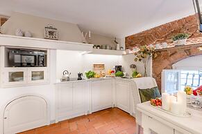 Casa Colosseum in Lucca