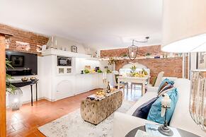 Casa Colosseum in Lucca