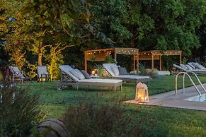 Villa Lorena a Vintage Family Villa