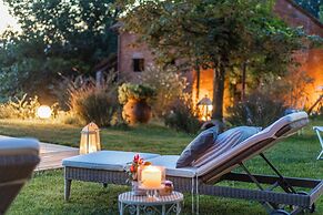 Villa Lorena a Vintage Family Villa