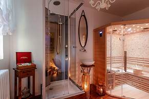 Villa Lorena a Vintage Family Villa