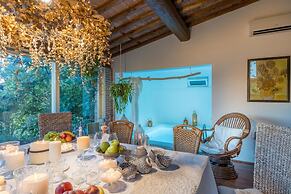 Villa Lorena a Vintage Family Villa