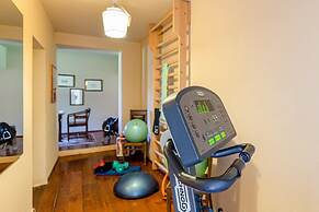 Villa Lorena a Vintage Family Villa