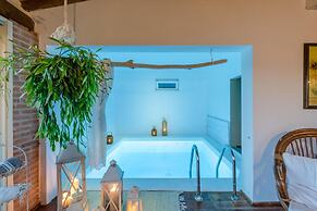 Villa Lorena a Vintage Family Villa