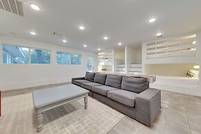 Beach House 2 on Lake LBJ - Sleeps 24