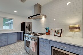 Beach House 2 on Lake LBJ - Sleeps 24