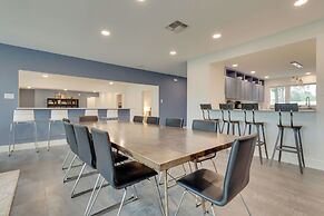 Beach House 2 on Lake LBJ - Sleeps 24