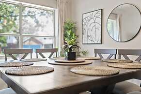 Close to Kalahari King Beds Fast Wifi 3BR