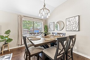 Close to Kalahari King Beds Fast Wifi 3BR