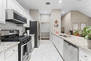 Close to Kalahari King Beds Fast Wifi 3BR