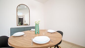 Xenia Boutique Tirso 2