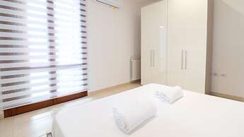 Xenia Boutique Tirso 1