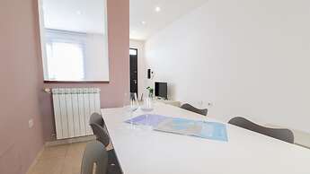 Xenia Boutique Tirso 1