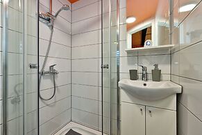 AquaHaven With Private Pool And Wellness