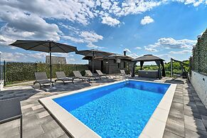 AquaHaven With Private Pool And Wellness