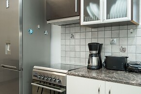 MTC-Sea & sky by Valeria near airport