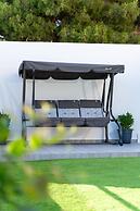 MTC-Sea & sky by Valeria near airport