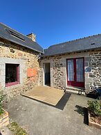 Hôtel Les Voisins Beaucemaine