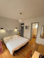 Hôtel Les Voisins Beaucemaine