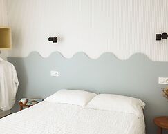 Hôtel Les Voisins Beaucemaine