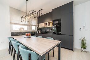 Apartment Sun Private Pool and Jacuzzi