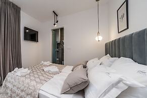 Apartment Sun Private Pool and Jacuzzi