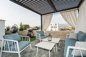 Apartment Sun Private Pool and Jacuzzi