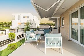 Apartment Sun Private Pool and Jacuzzi