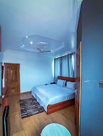 RK Italian Boy Hotel