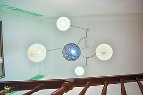 RK Italian Boy Hotel