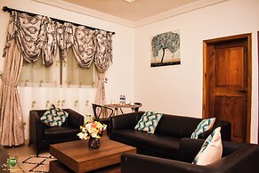 RK Italian Boy Hotel