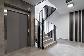 Expo Cracow Apartment by Renters