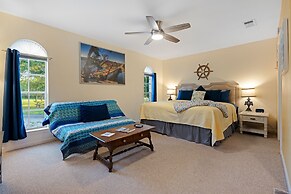 Pet-friendly Marble Falls Home w/ Hot Tub!