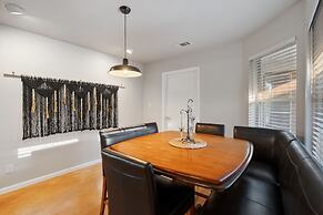 Pet-friendly Marble Falls Home w/ Hot Tub!