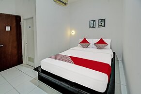 Super OYO 92433 Sirih Gading Family Guest House
