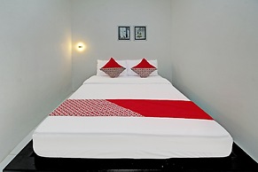 Super OYO 92433 Sirih Gading Family Guest House