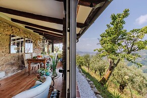 Sospirata Farmhouse in Pescia