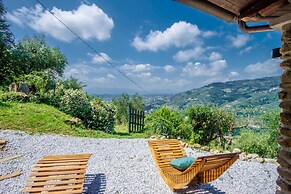 Sospirata Farmhouse in Pescia