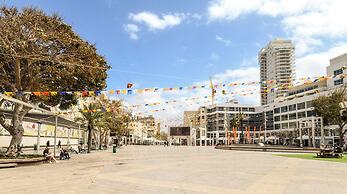 Netanya Panoramic Sea-View 4BR Apartment