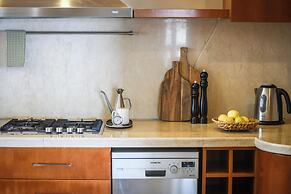 Netanya Panoramic Sea-View 4BR Apartment